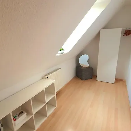 Apartment Mitten In Der